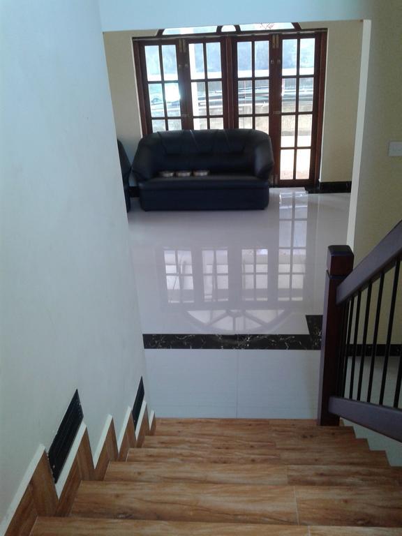 Aurora - Negombo Budget Hostel Exterior photo