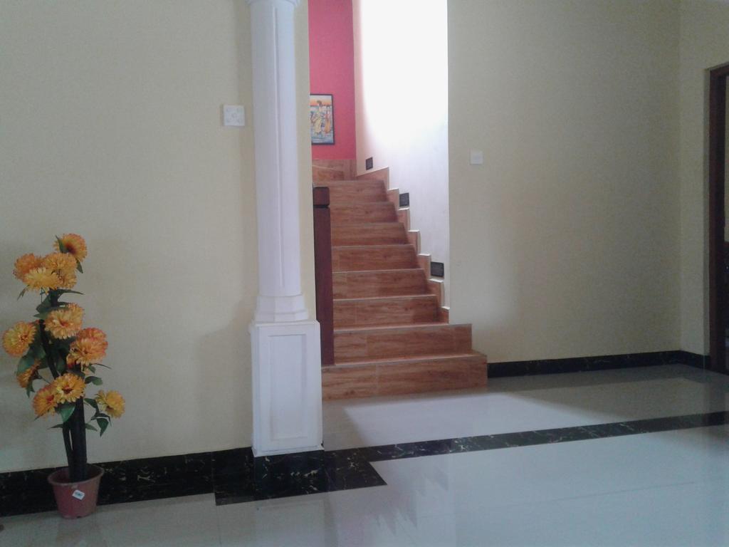 Aurora - Negombo Budget Hostel Exterior photo